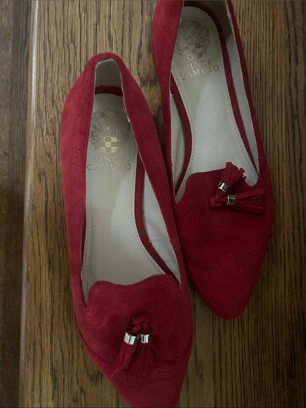 Vince Camuto Red Suede Tassel Pointed Loafers size 8M/38